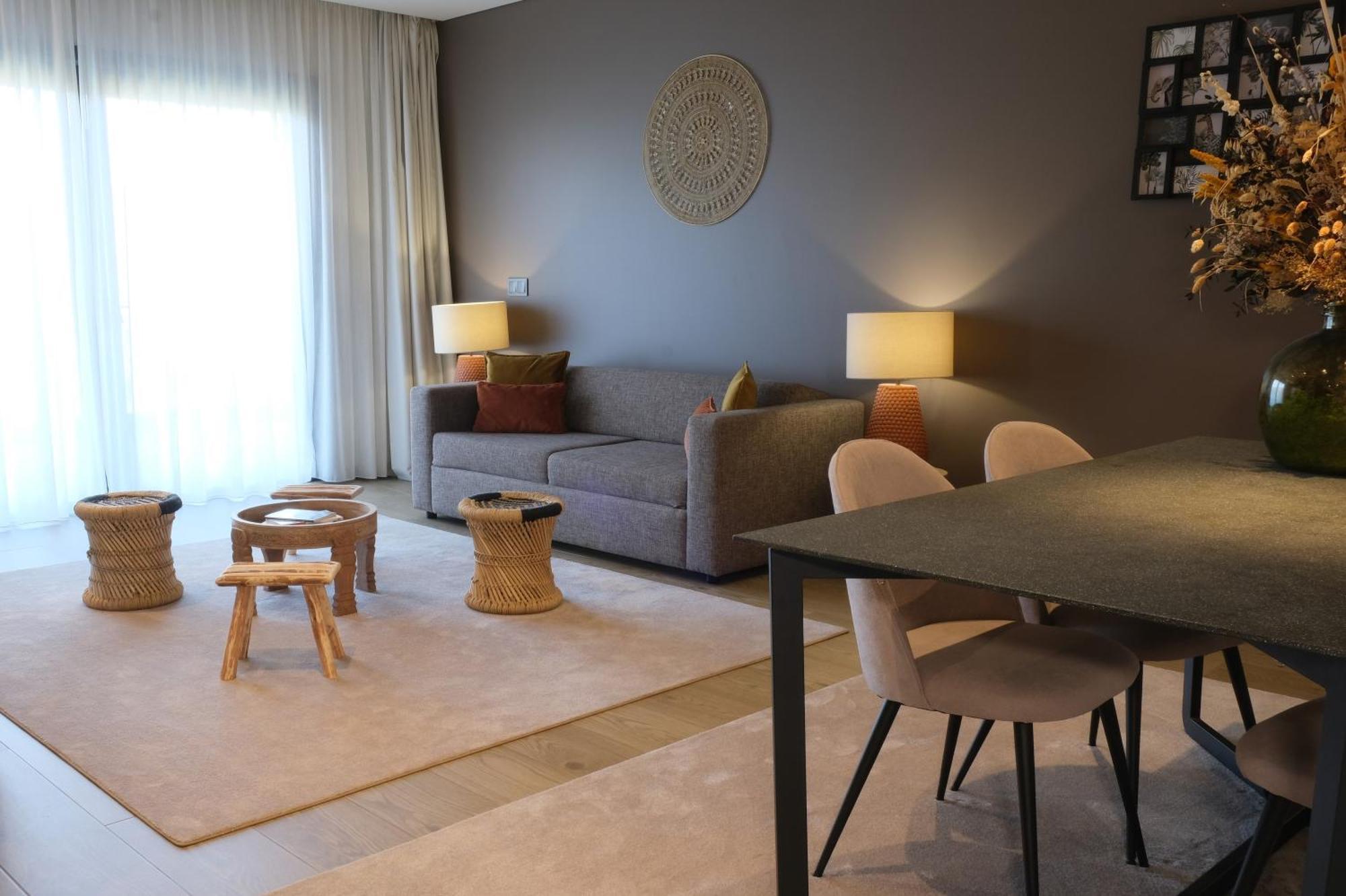 Mw Douro Wine & Spa Santa Marta de Penaguião Exterior foto A living room in a modern apartment
